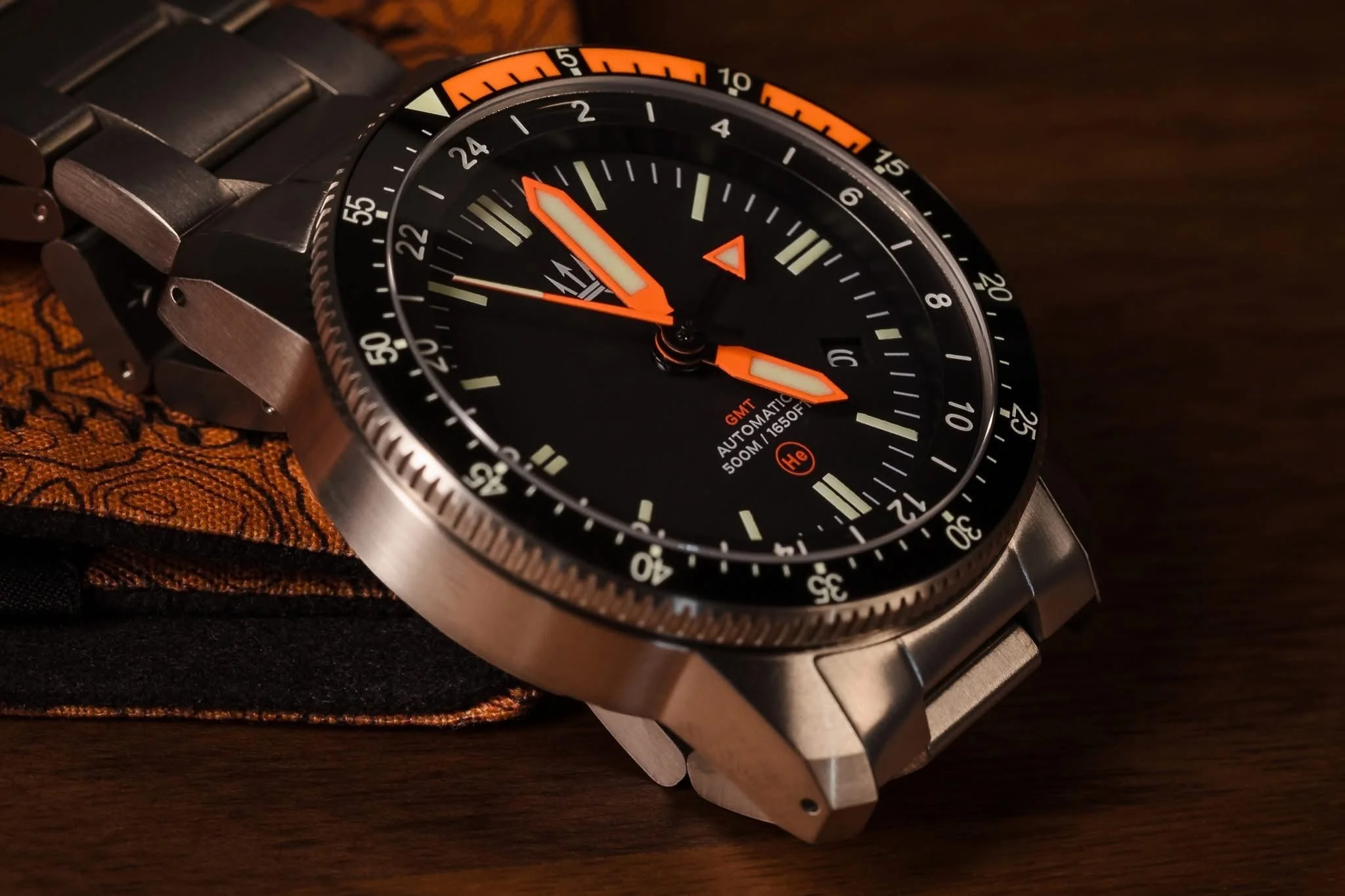 500M Alto Mare 42mm 9075 GMT - Titanium Automatic Watch - by Maratac® - Image 10