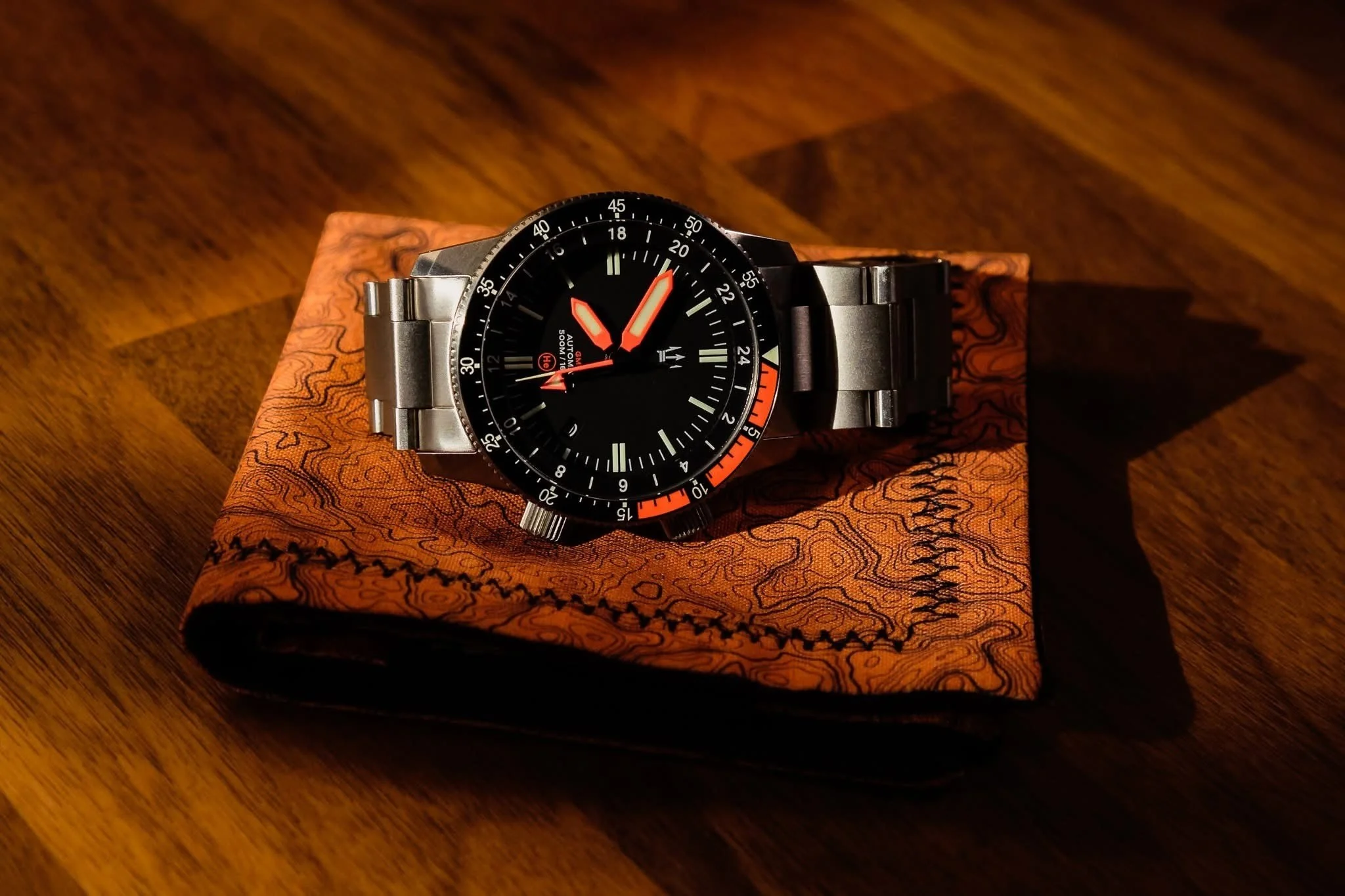 500M Alto Mare 42mm 9075 GMT - Titanium Automatic Watch - by Maratac® - Image 14