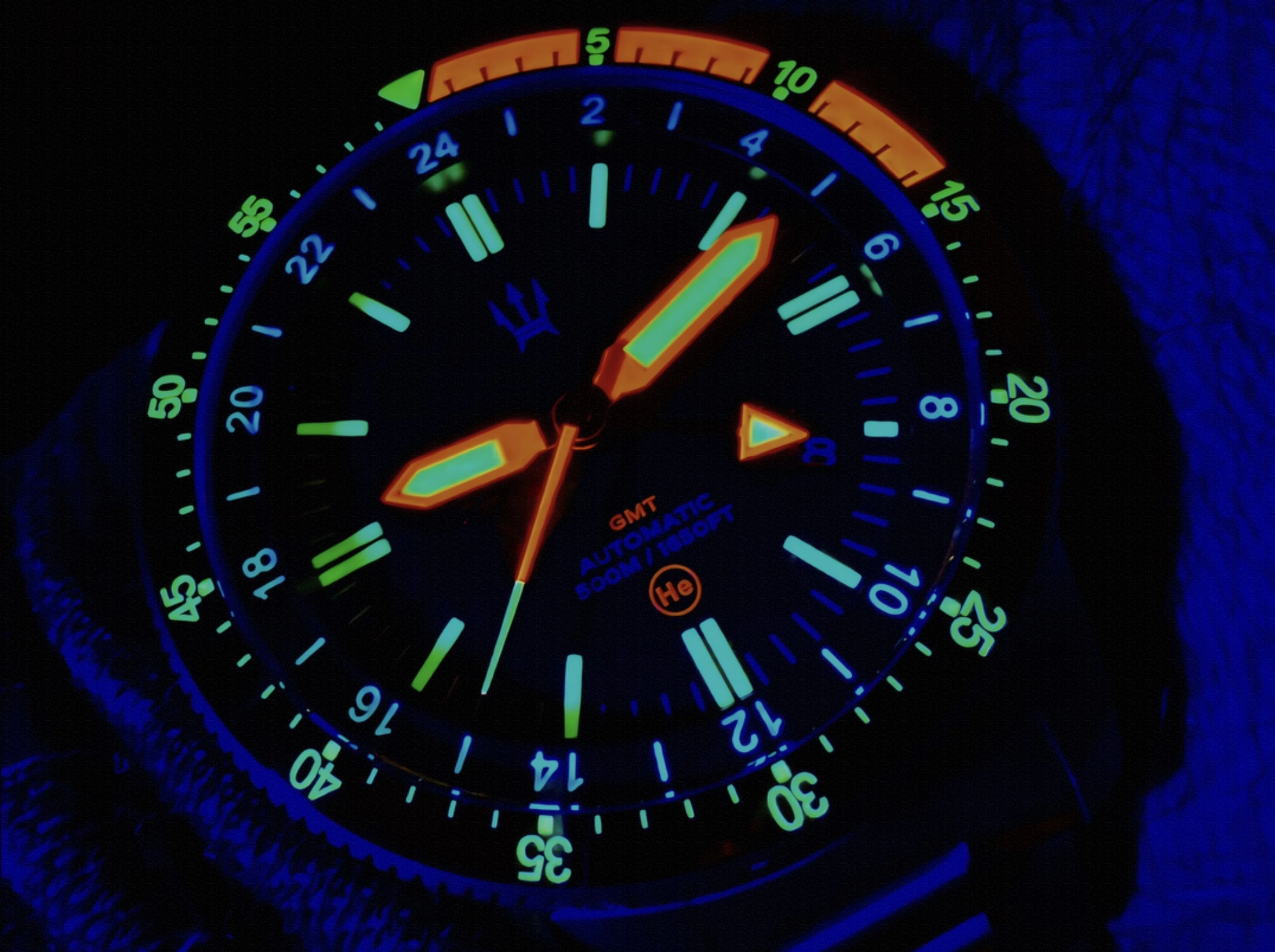 500M Alto Mare 42mm 9075 GMT - Titanium Automatic Watch - by Maratac® - Image 4
