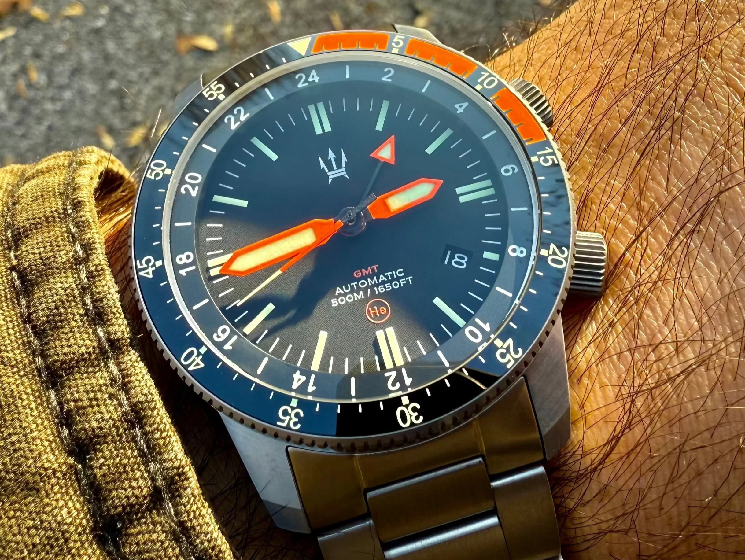 500M Alto Mare 42mm 9075 GMT - Titanium Automatic Watch - by Maratac® - Image 6