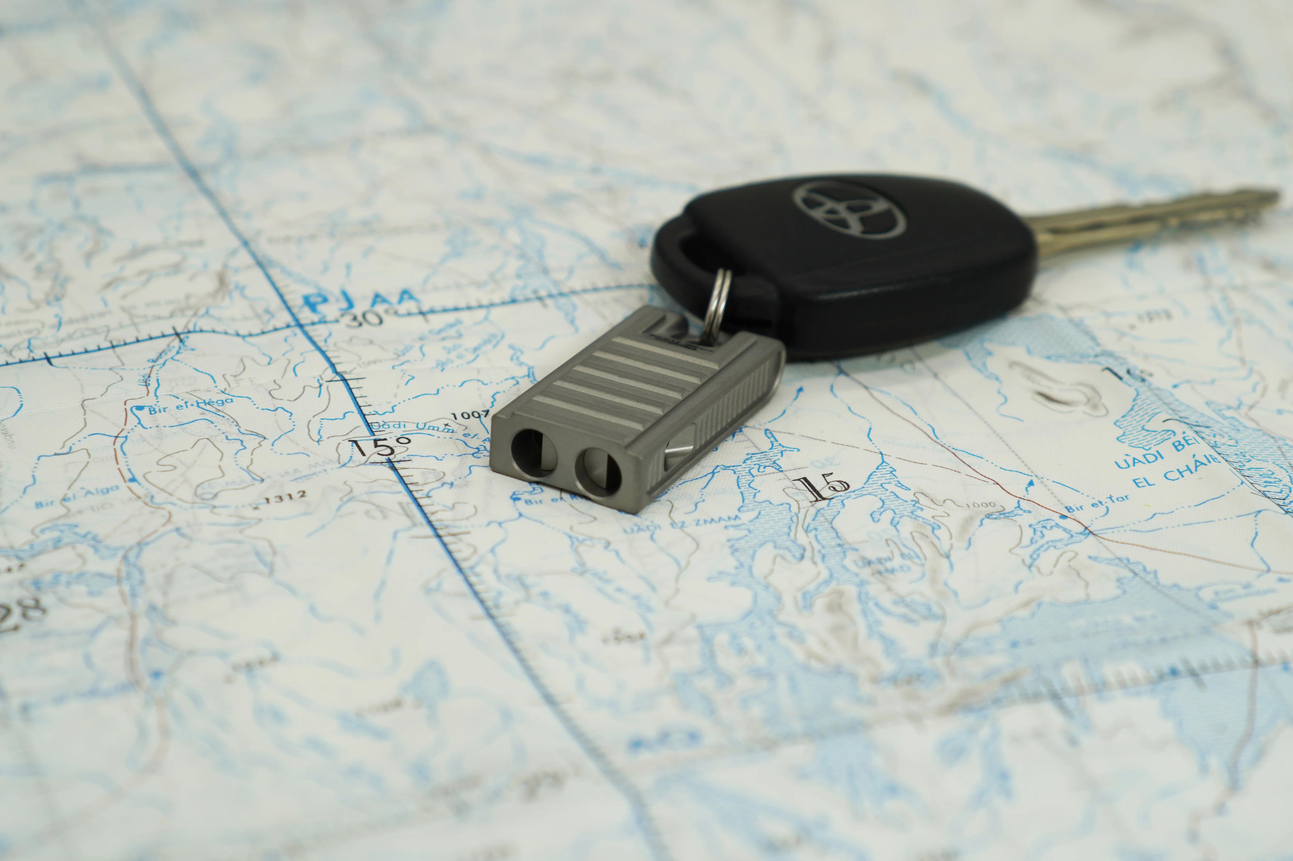 Abrams Unibody Titanium Whistle - Image 23