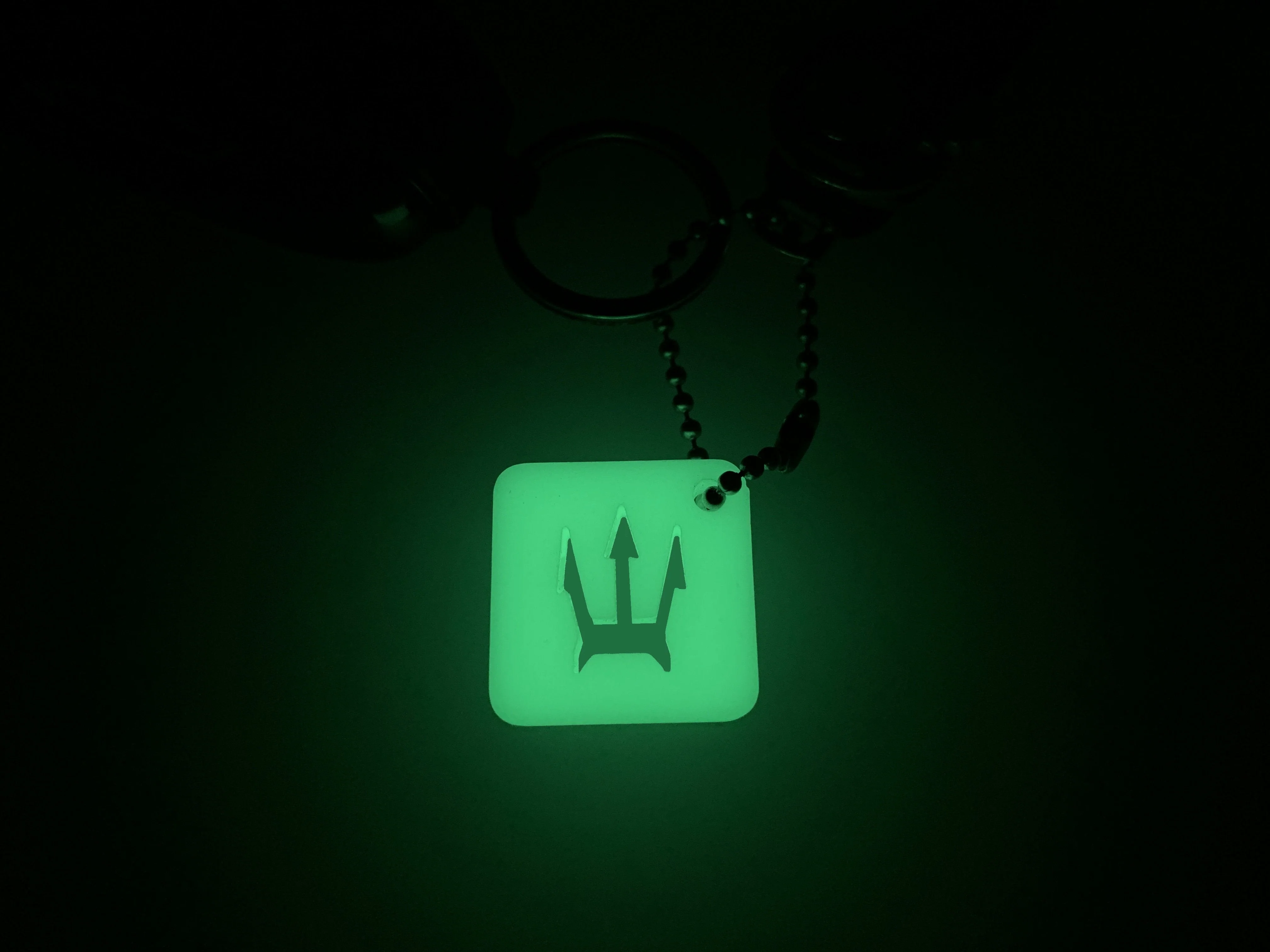 CountyComm® Trident - UGM - Universal Glow Marker - Image 4