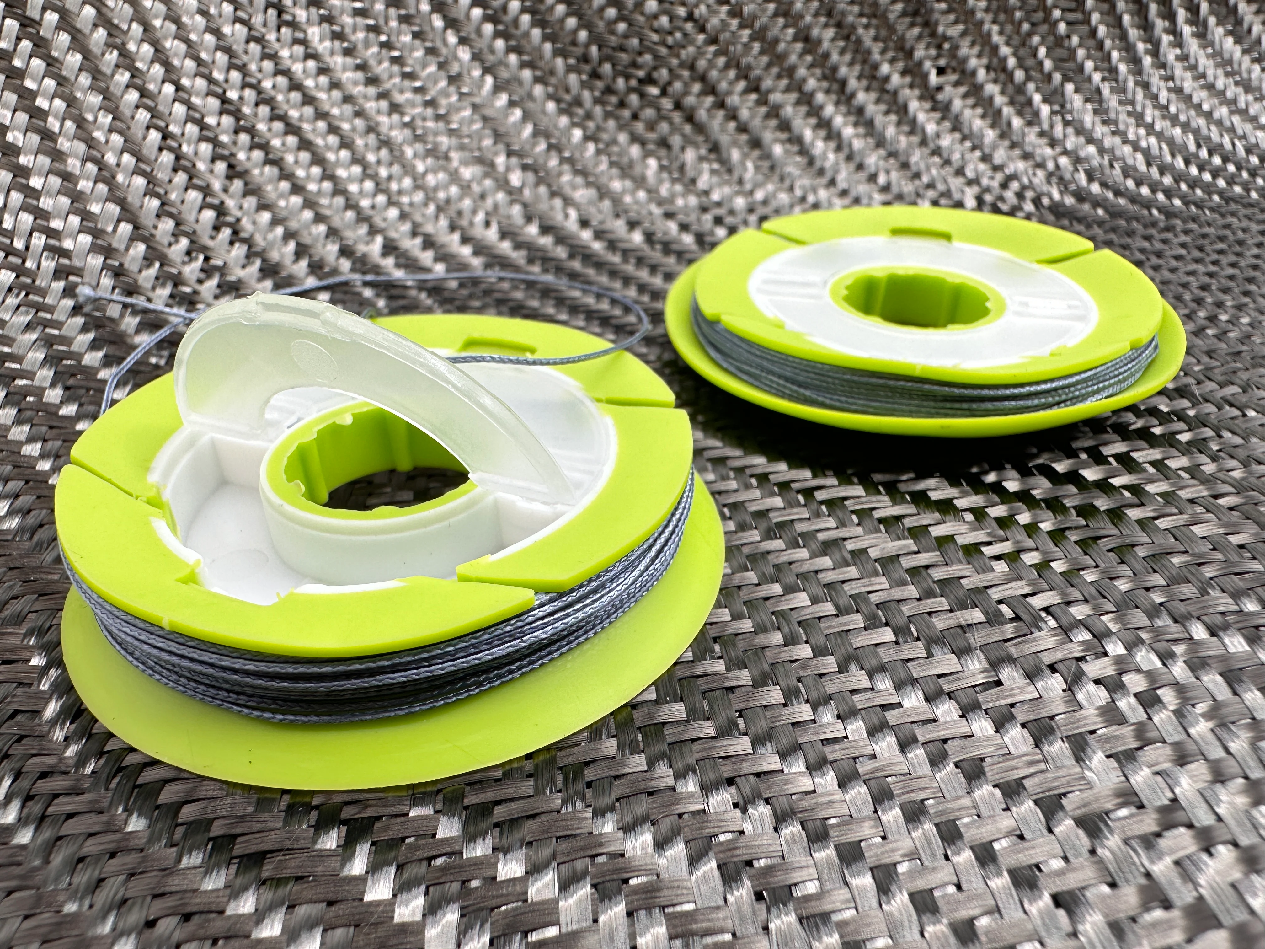 Armada-Weave - 27 Feet / 130lbs Test + Silicone Storage Dispenser - Image 3