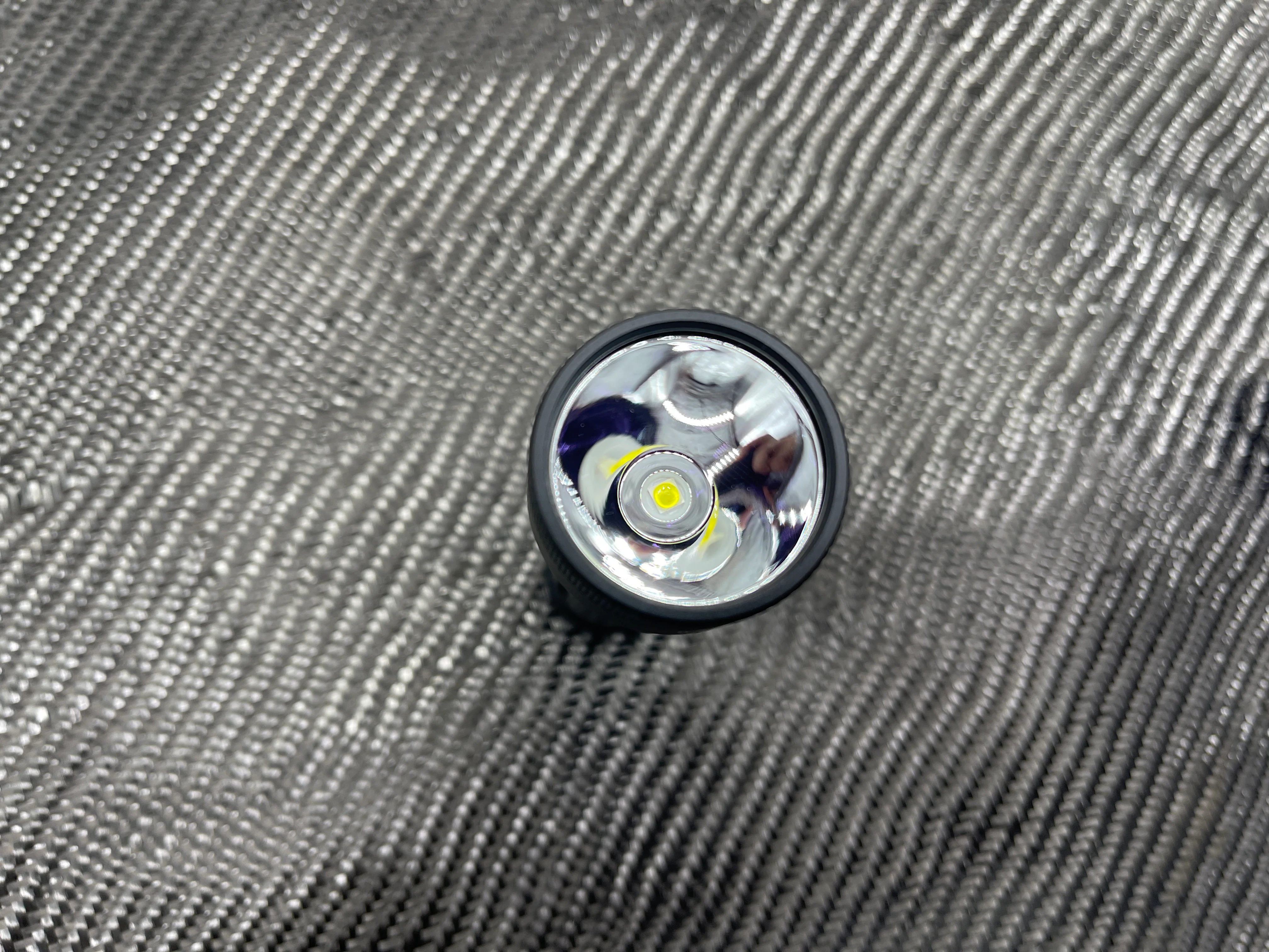 EZ - Throw 18650 / 21700 Flashlight by Maratac® ( + Built In Charger ) - Image 13
