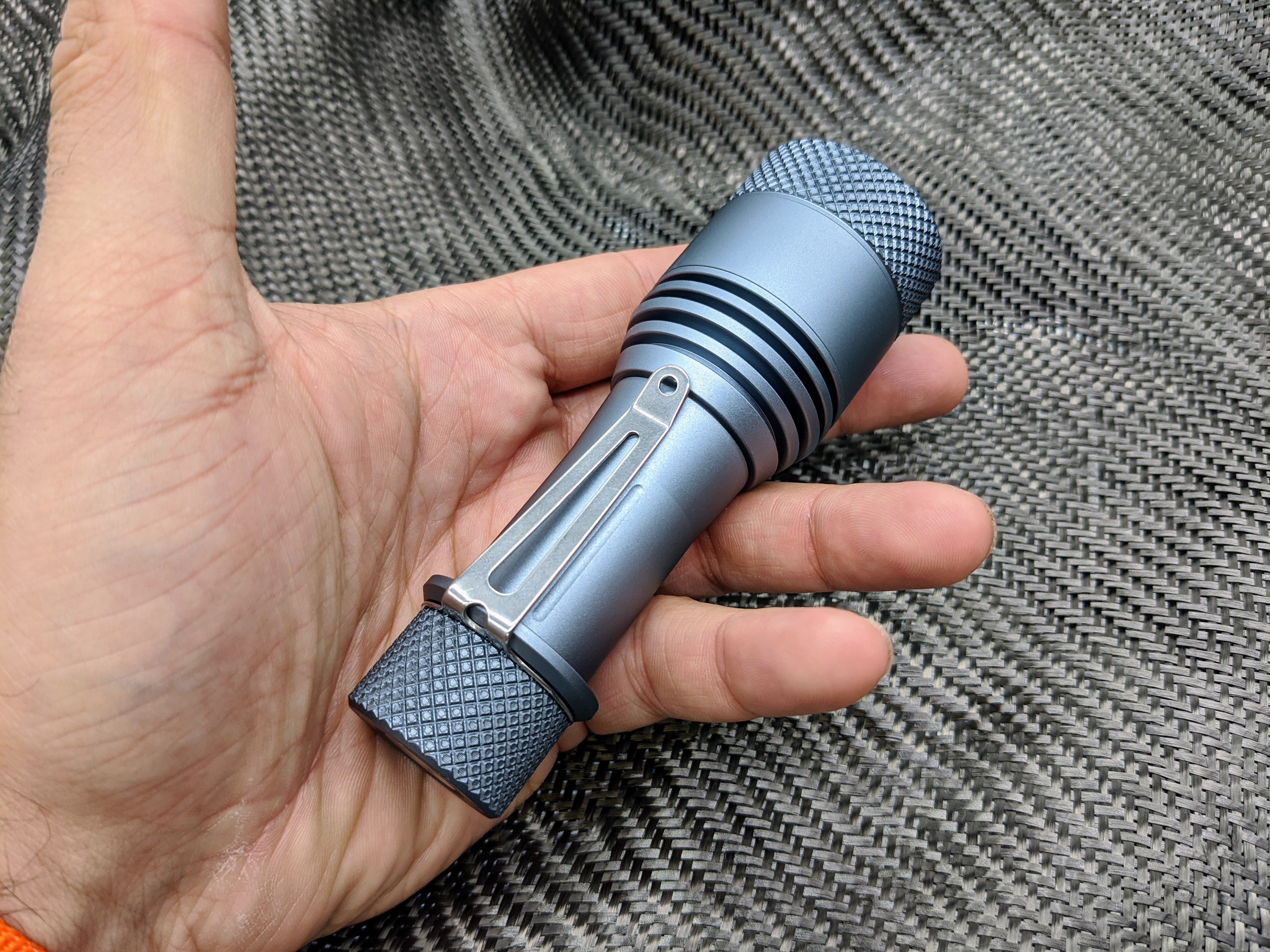 Rebel Throw 21700 Kit LED Flashlight by Maratac® - Image 12