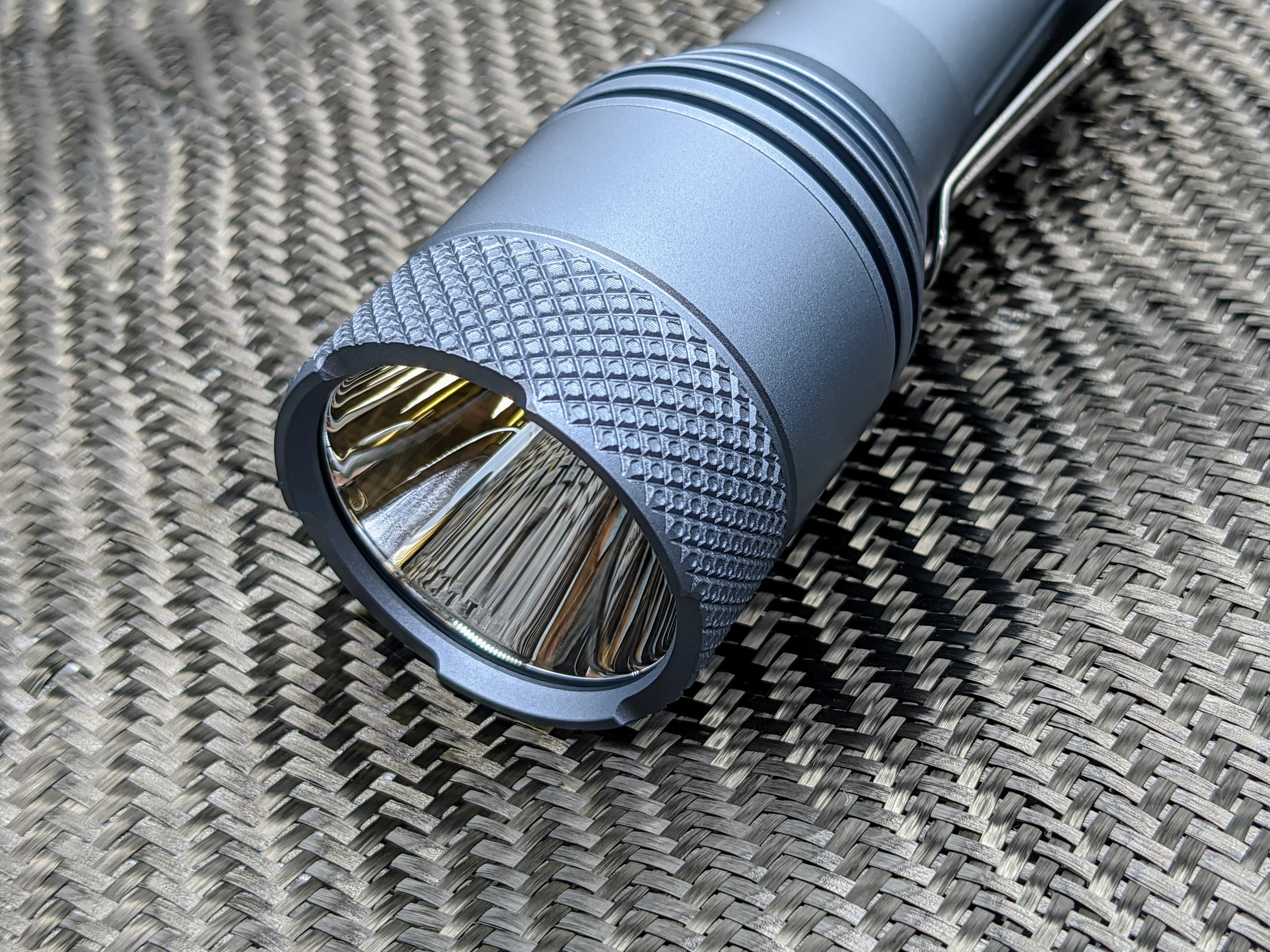 Rebel Throw 21700 Kit LED Flashlight by Maratac® - Image 17