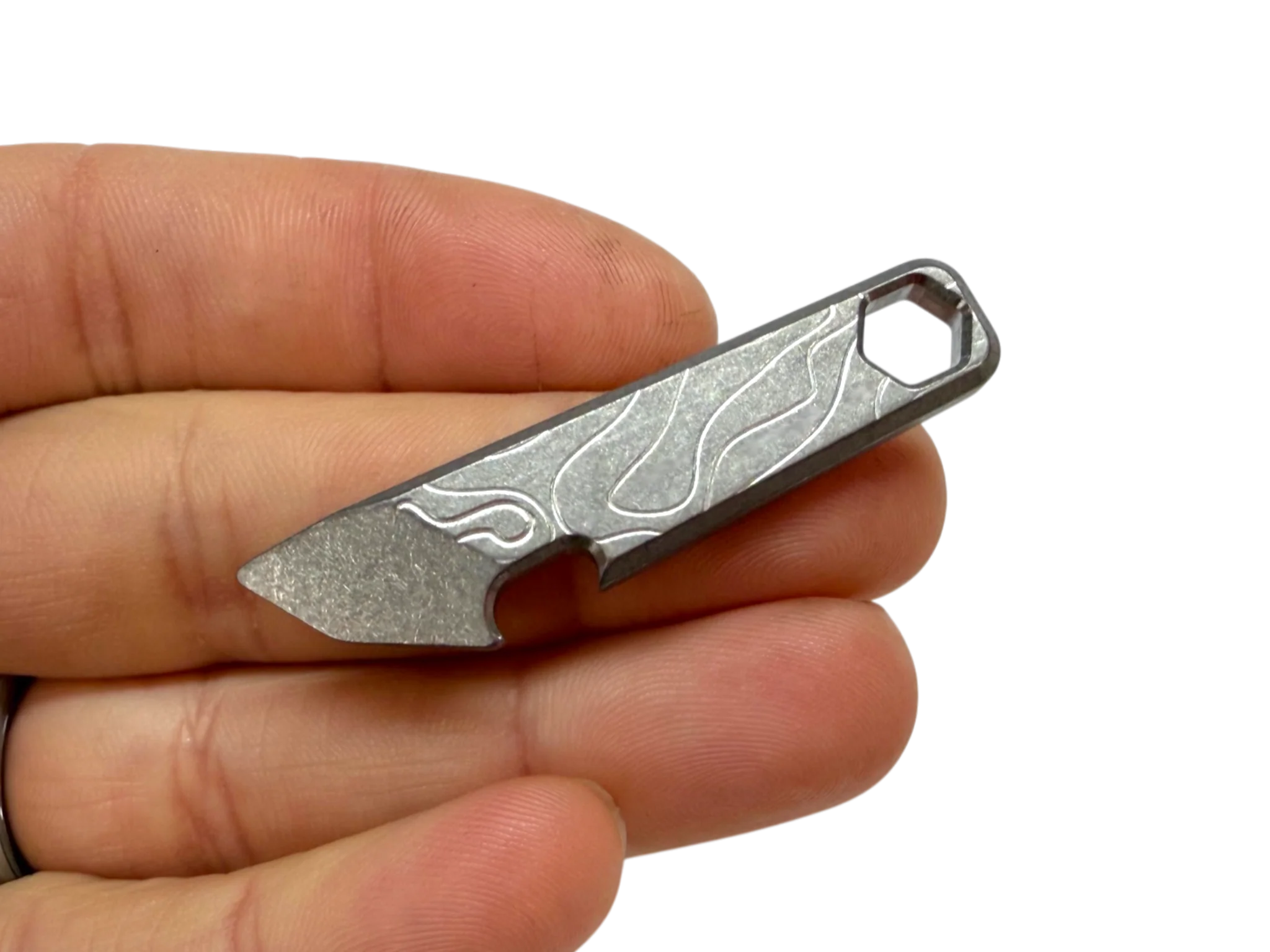 The Wedg-E Titanium Pry Tool by Maratac® - Image 7