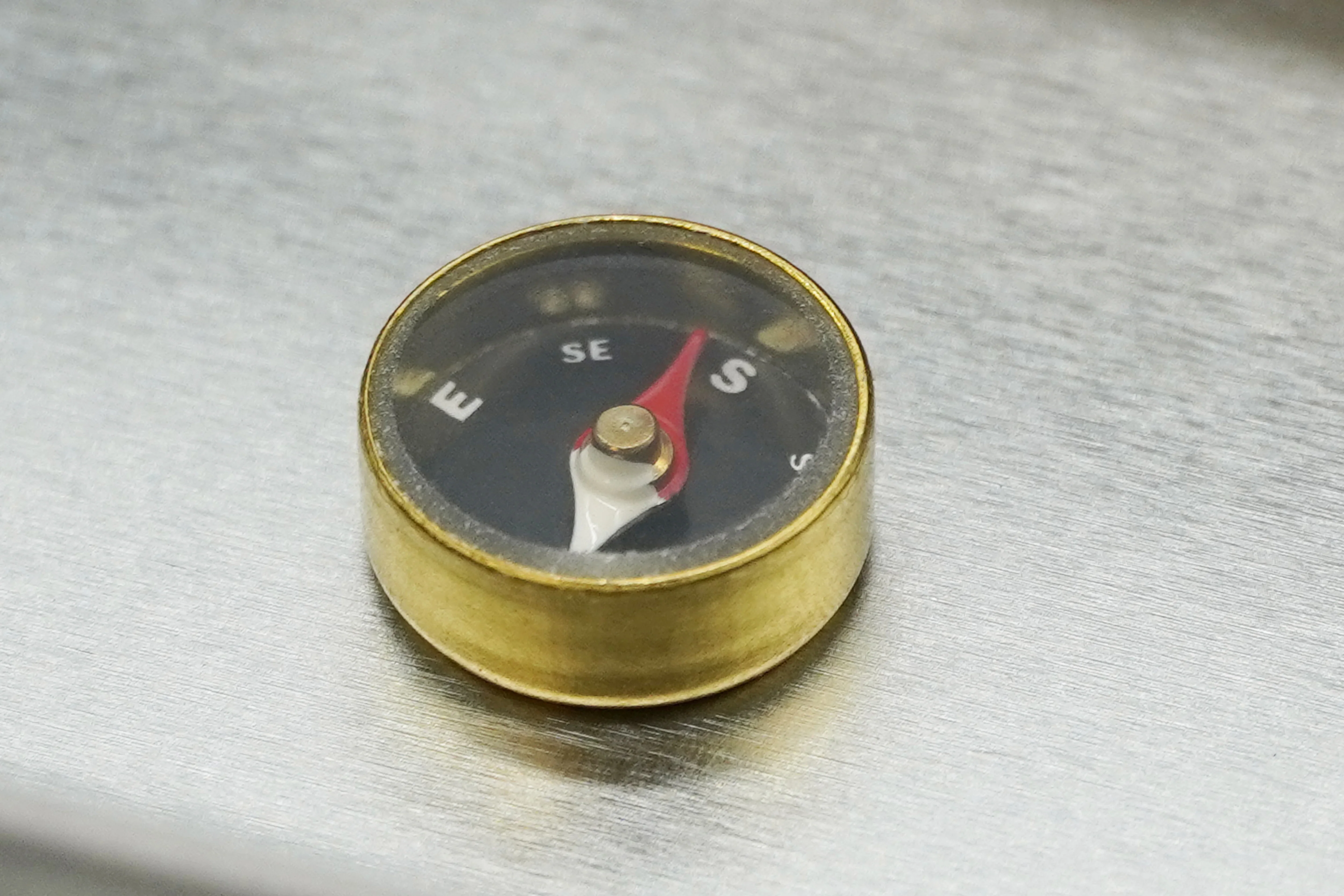 Thumb Tac Compass - 2 Pack - Image 3