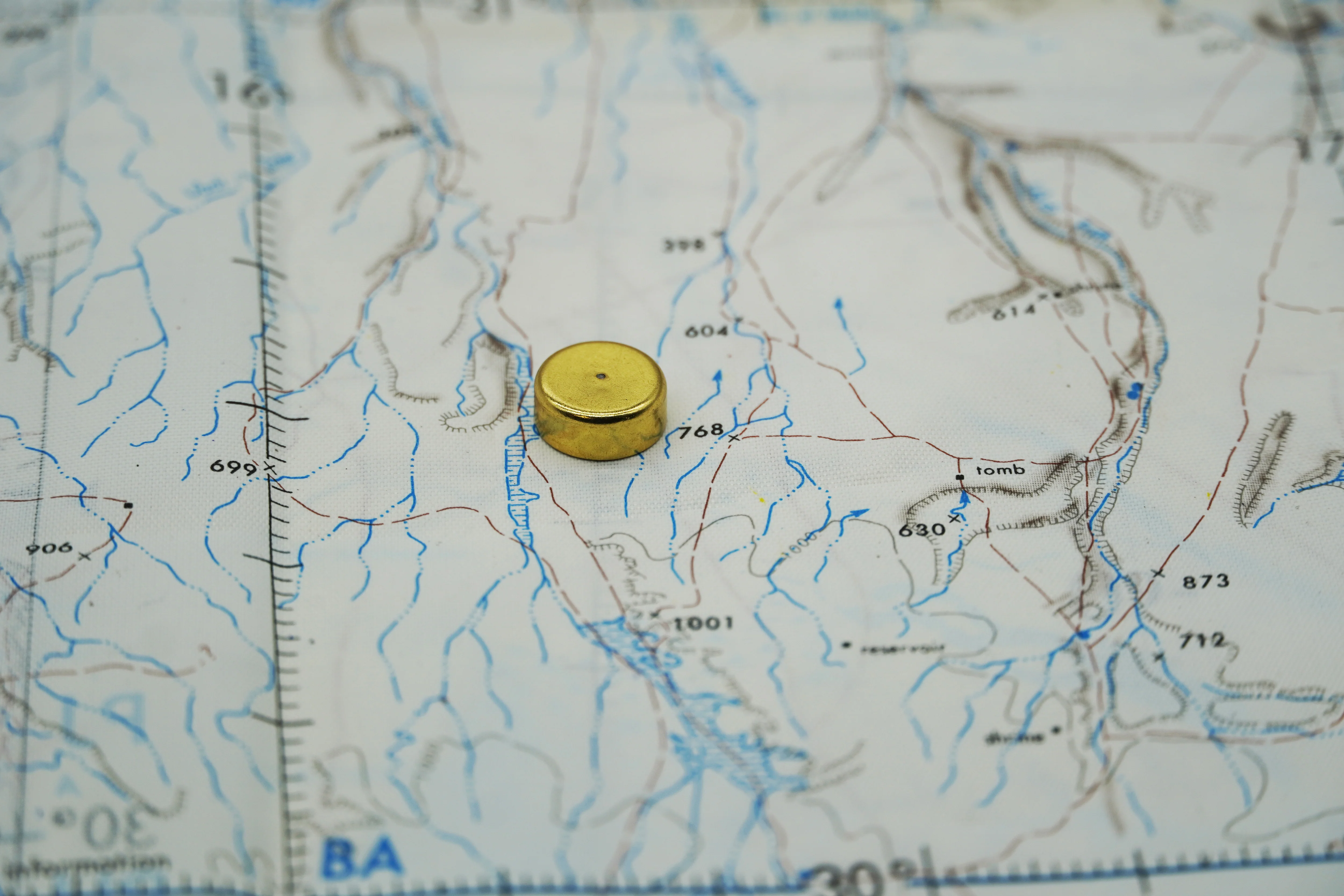 Thumb Tac Compass - 2 Pack - Image 6