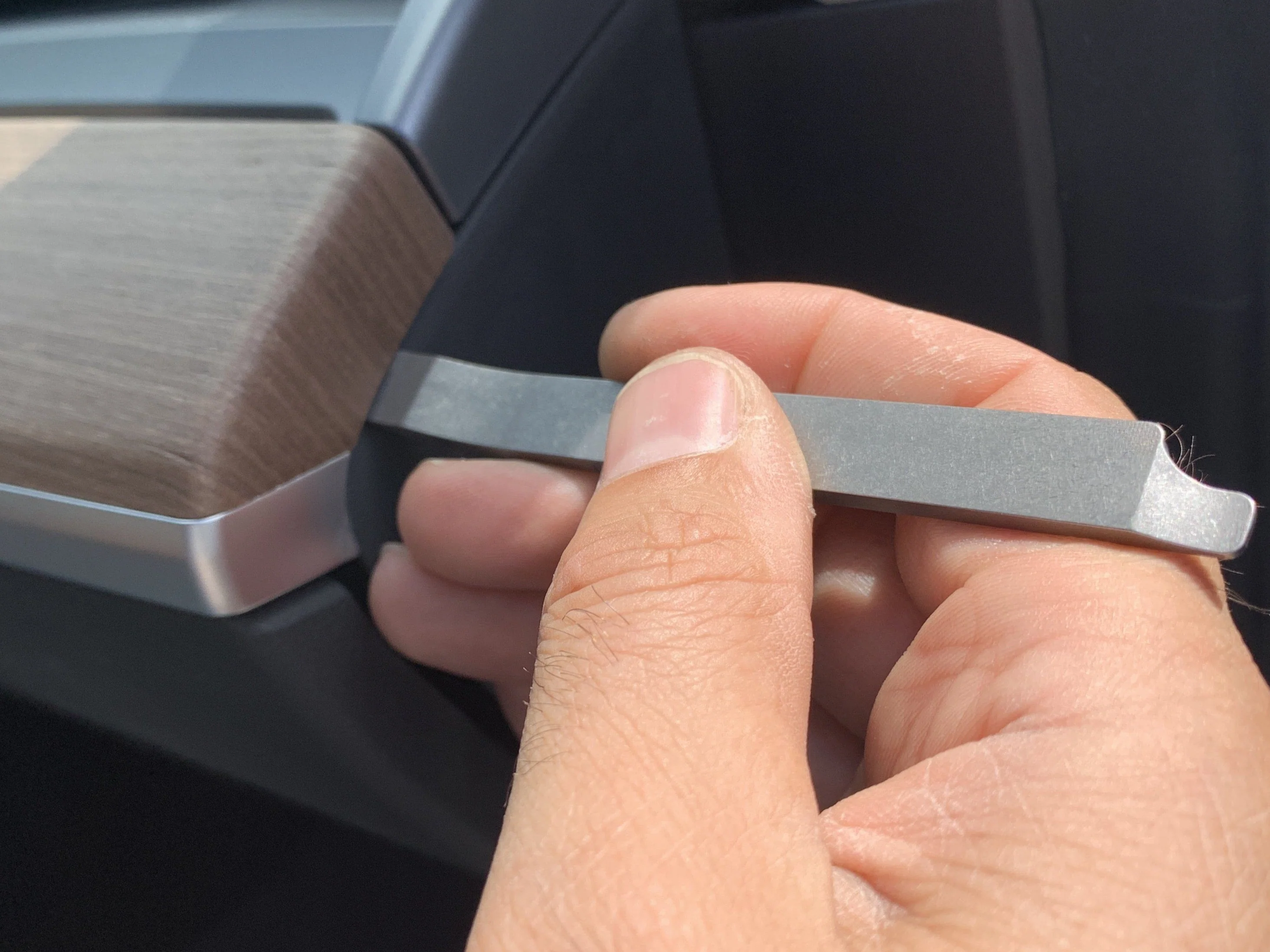 Ti Fulcro Leva Tool