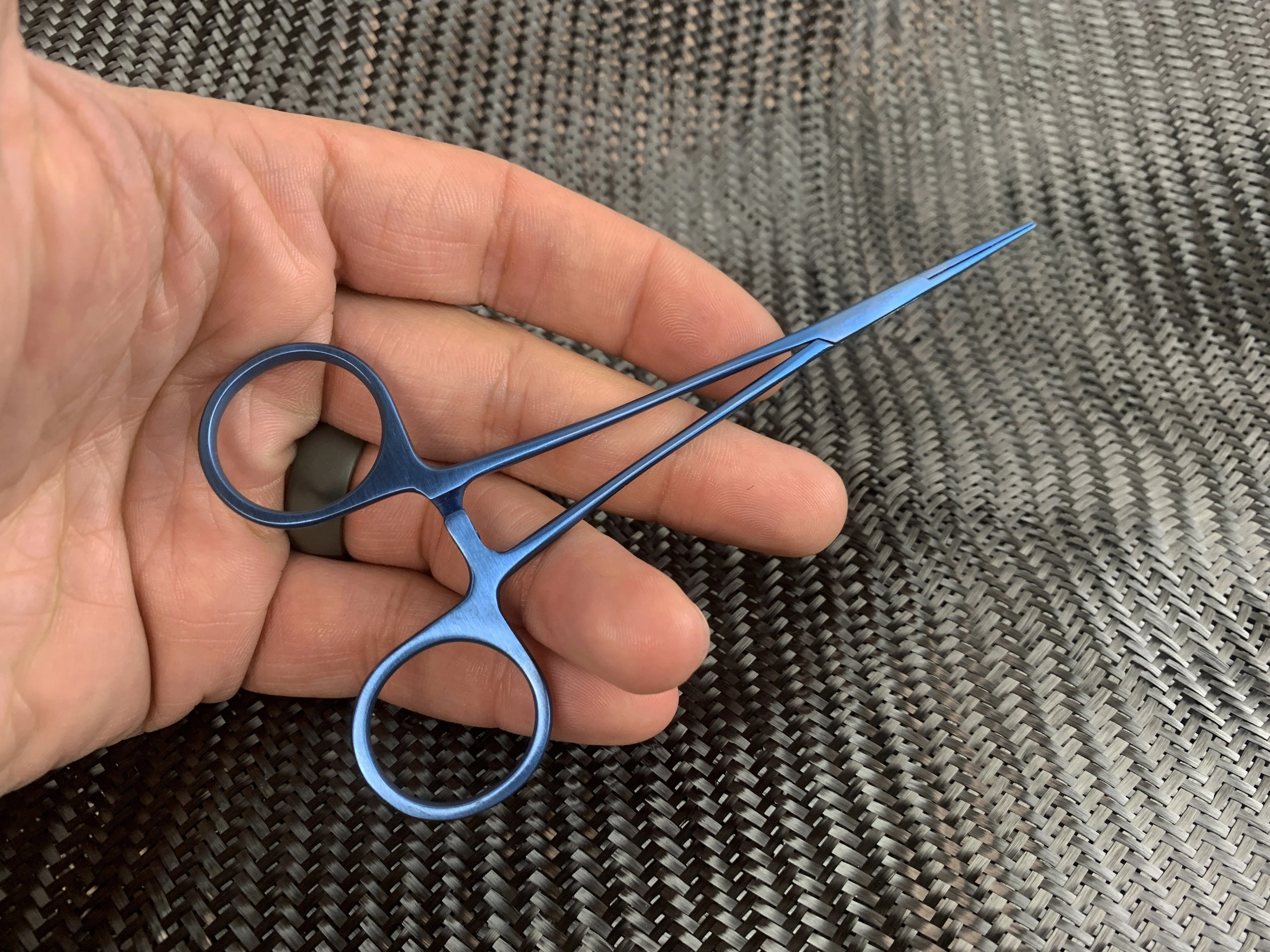 Titanium Locking Forceps ( TAC-MED ) Electronic Technician - Image 17