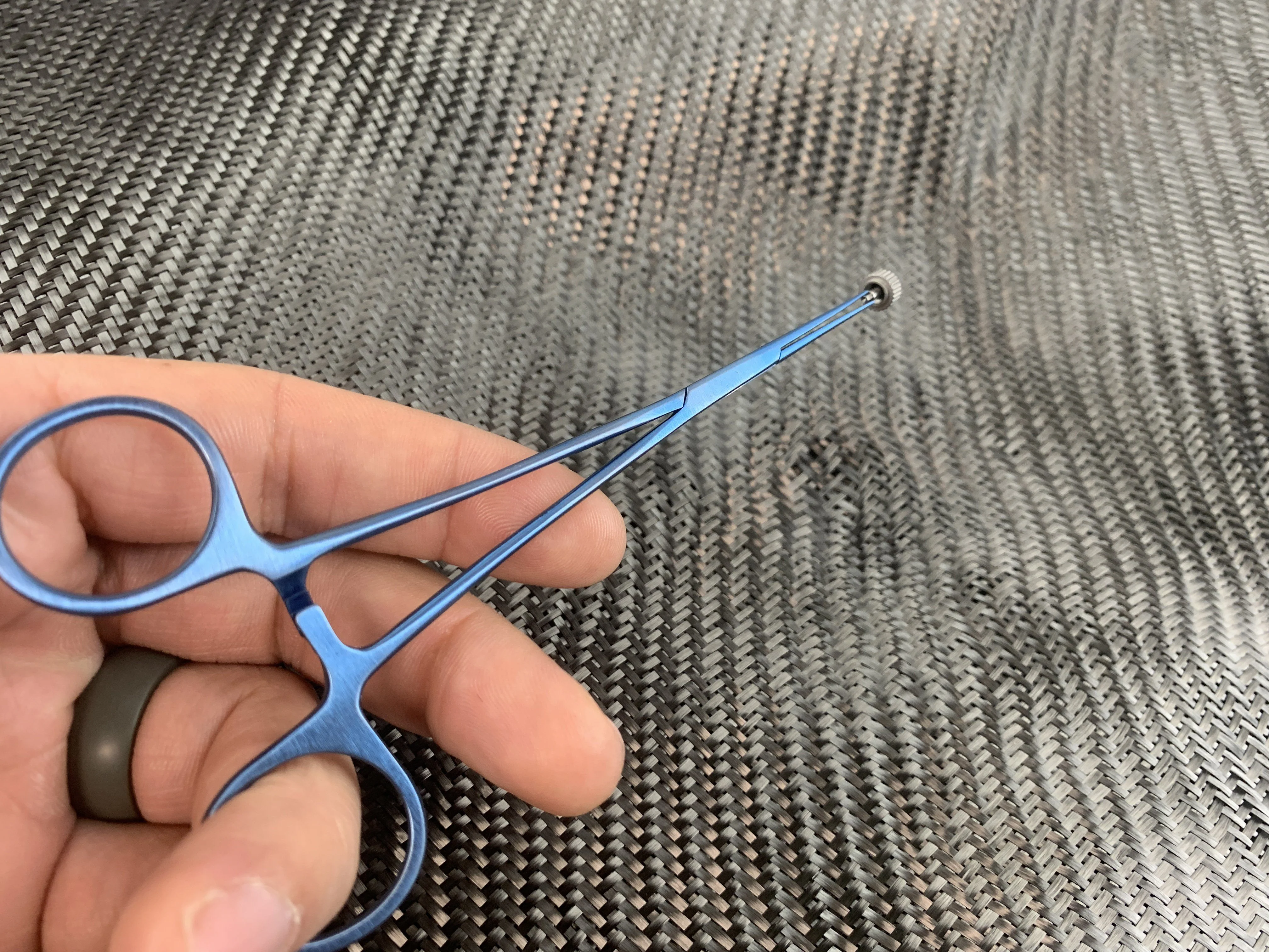 Titanium Locking Forceps ( TAC-MED ) Electronic Technician - Image 19