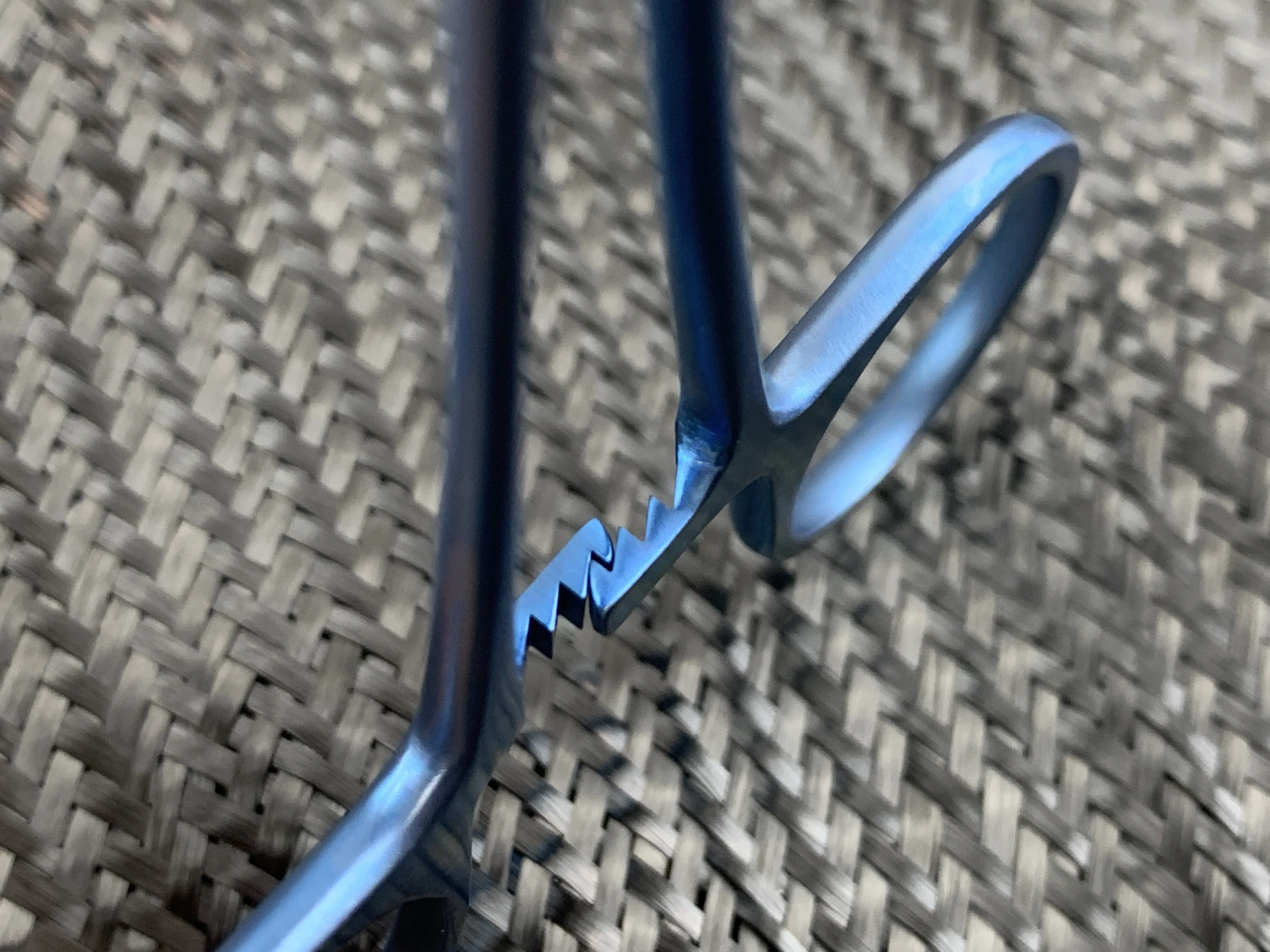 Titanium Locking Forceps ( TAC-MED ) Electronic Technician - Image 6