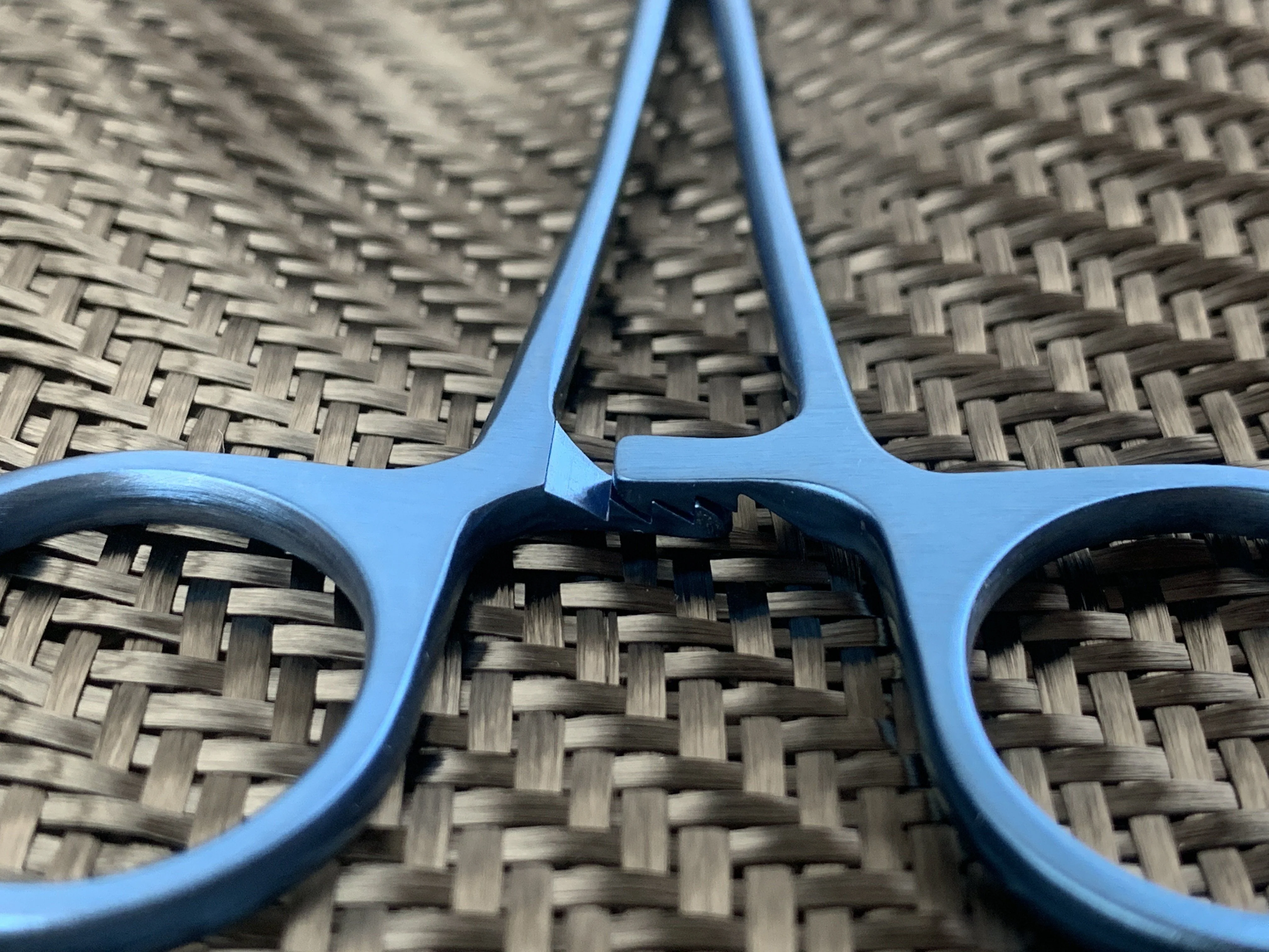 Titanium Locking Forceps ( TAC-MED ) Electronic Technician - Image 7