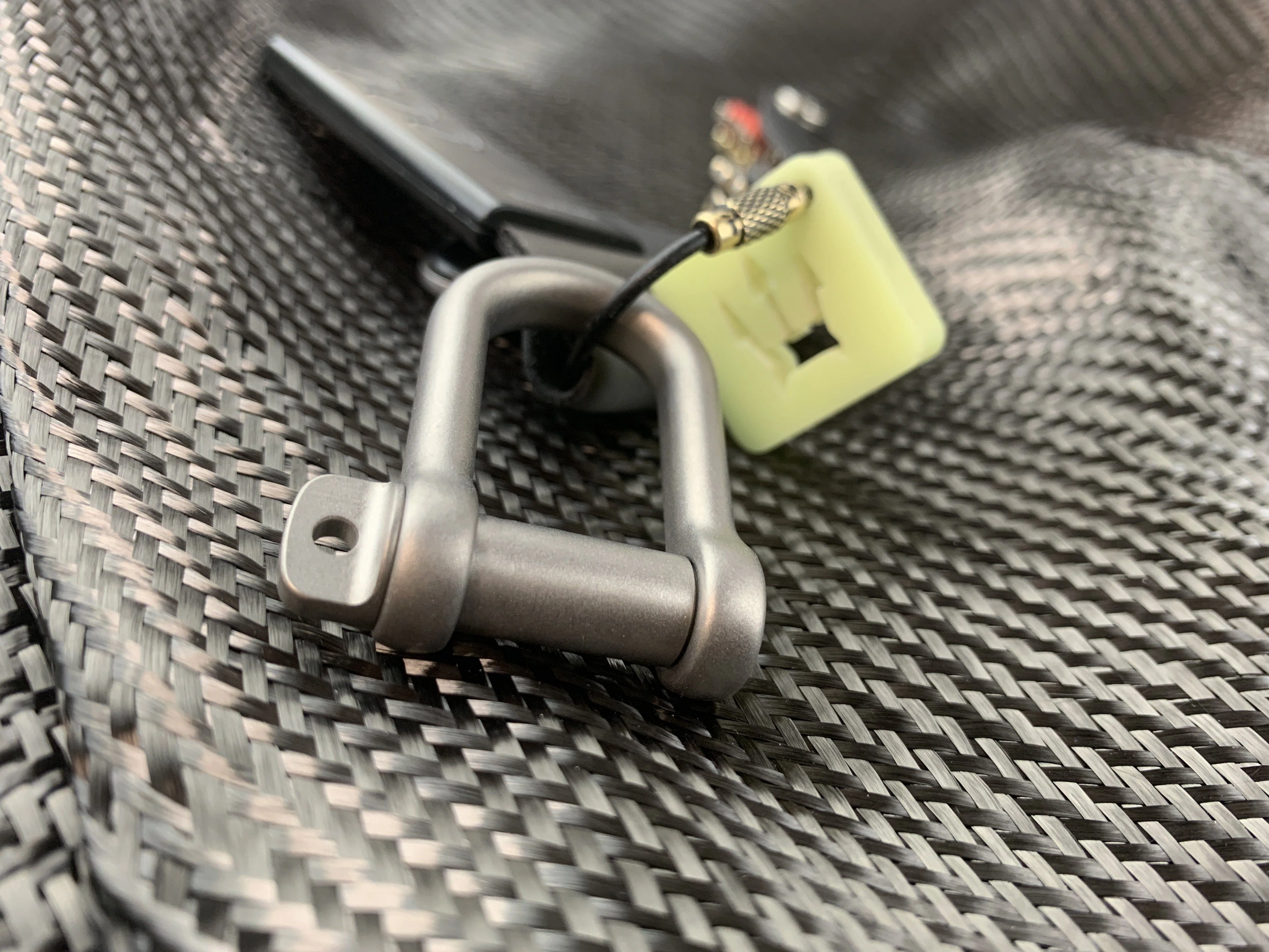 Titanium Gyve Rigging Shackle - 3 Sizes - ( Back In Stock ) - Image 9