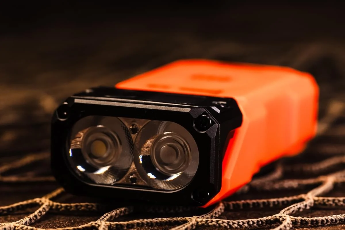 Wuben X3 Gen II - Beacon All-in-One Flashlight + Wireless Dock - CC Exclusive - Image 11