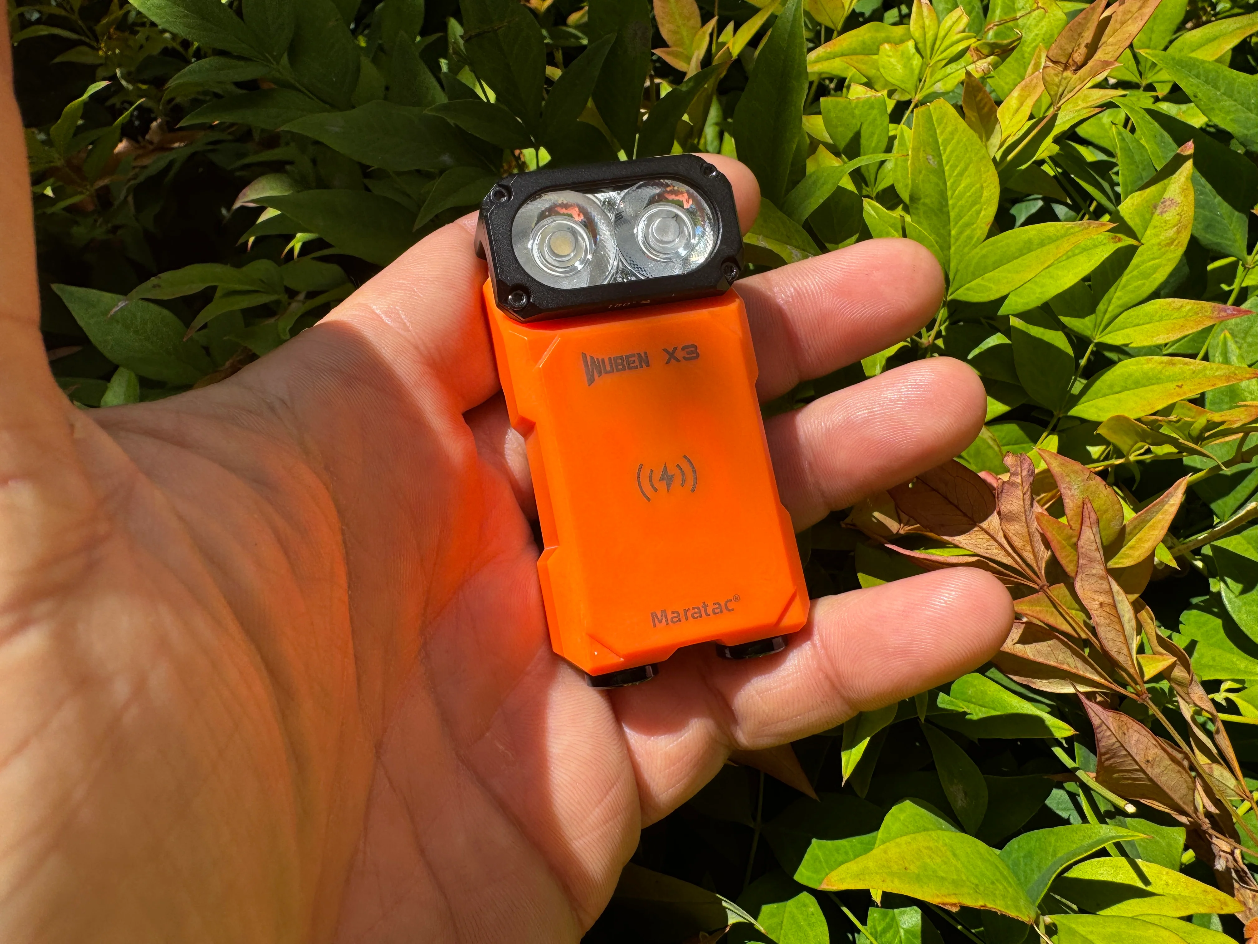 Wuben X3 Gen II - Beacon All-in-One Flashlight + Wireless Dock - CC Exclusive - Image 7